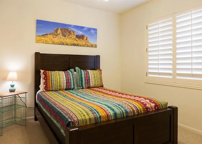 Gated Ocotillo House, Pool Heater, Bbq, Golf Views *